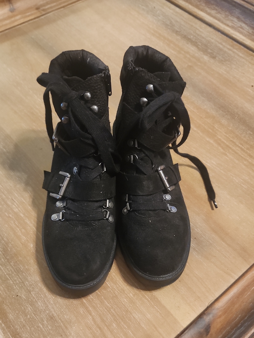 Women's Black Suede Lace-Up Combat Boots Sizw 9-1/2